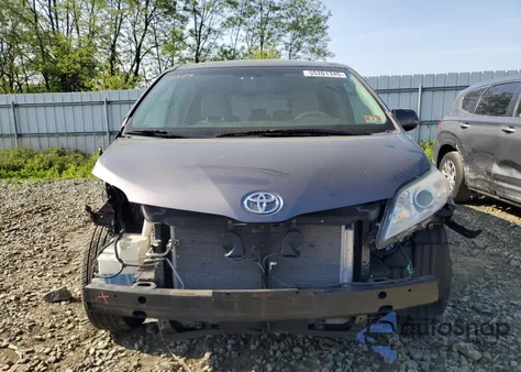 2011 Toyota Sienna Le from USA, damaged, VIN 5TDKK3DC4BS028912